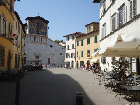 Lucca 8